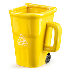 Trash bin mug - yellow