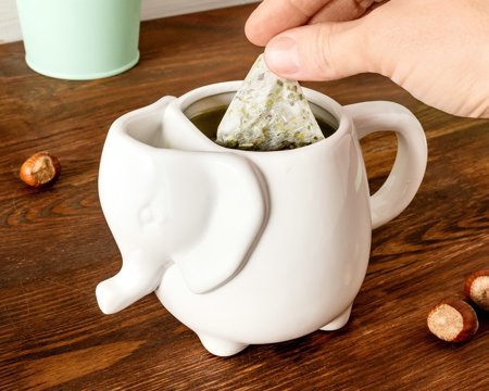 ELEPHANT mug - WHITE - with tea bag