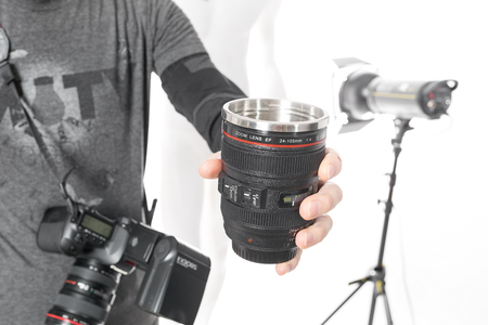 Lens cup