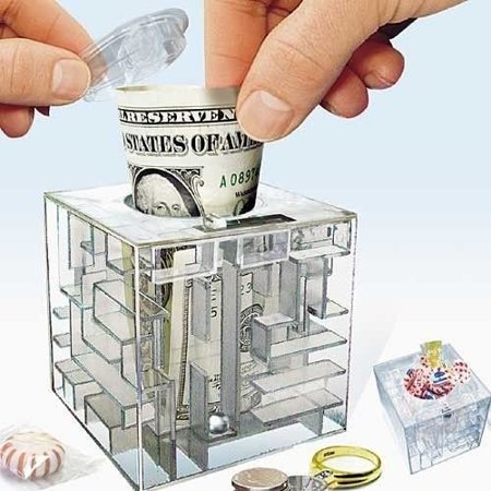 Money maze - transparent