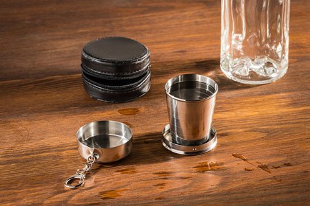 Stainless steel collapsible shot glass