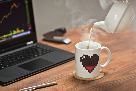 Pixel heart mug