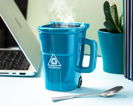 Trash bin mug - blue
