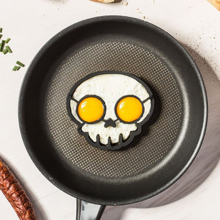 Egg mould - skull