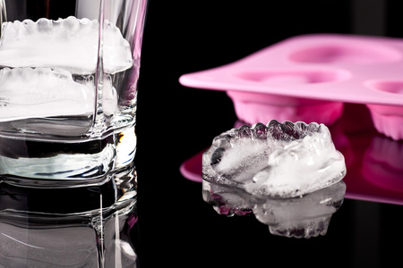 Ice tray FROZEN SMILE