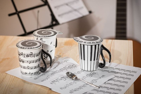 Music mug with lid - KEYBOARD