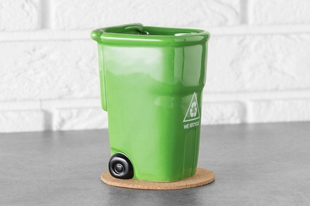 Trash bin mug