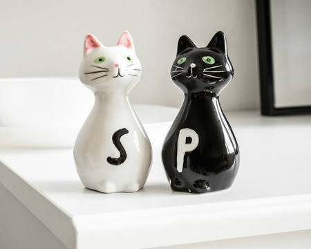 Salt & Pepper Shakers CATS