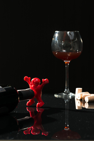 Happy man bottle stopper